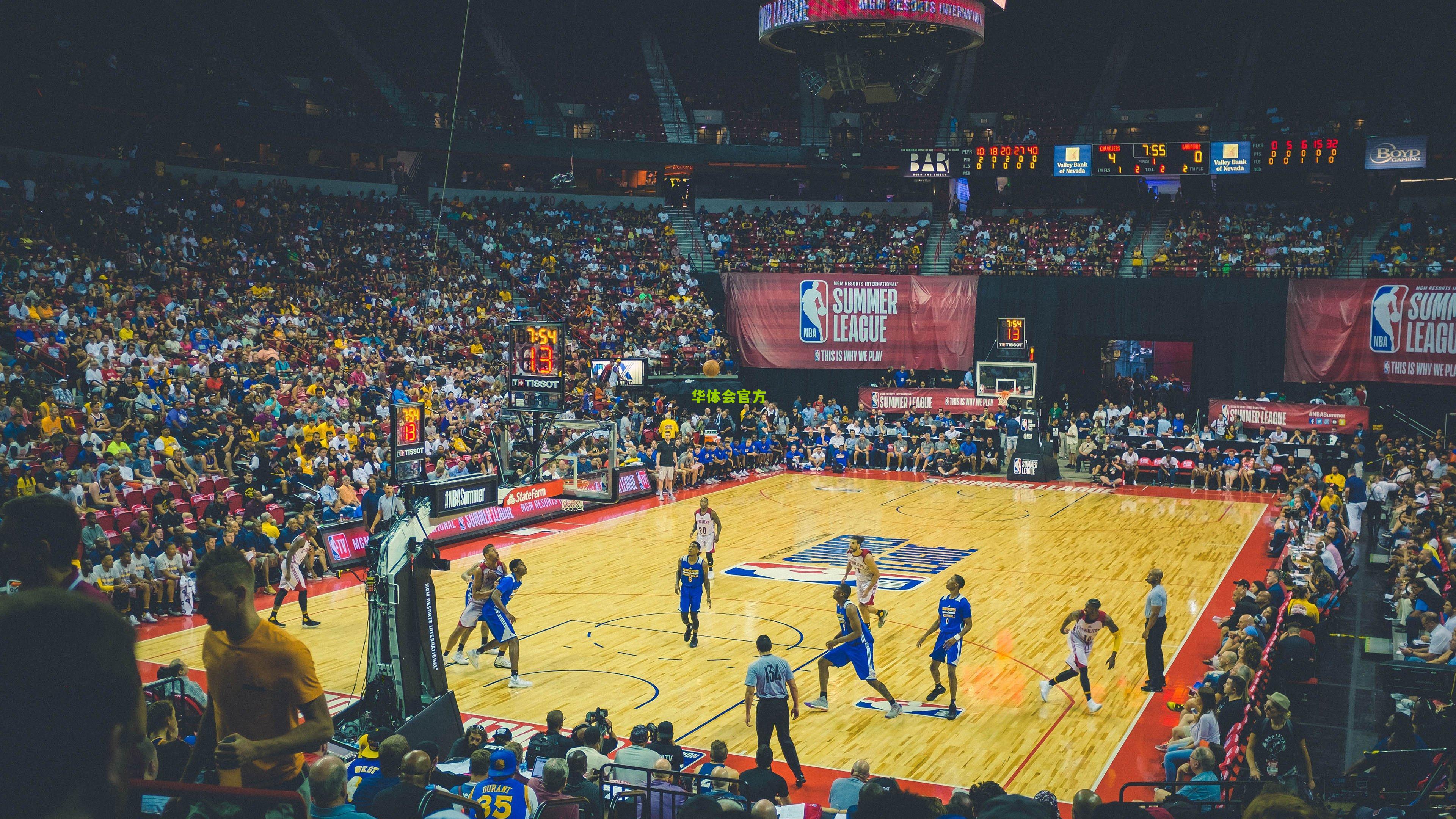 荷兰队后防突遭变故，哈特曼因病退出集训，确定缺席对阵波兰关键战